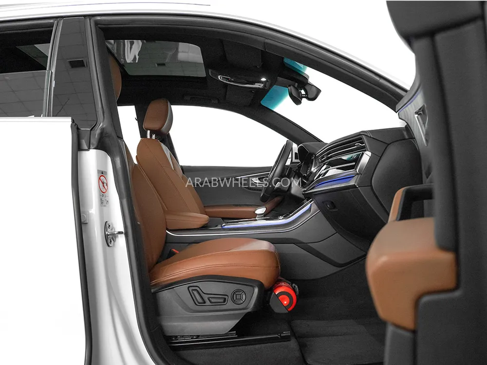 Audi Q8 2023 for Sale in Dubai Image-8