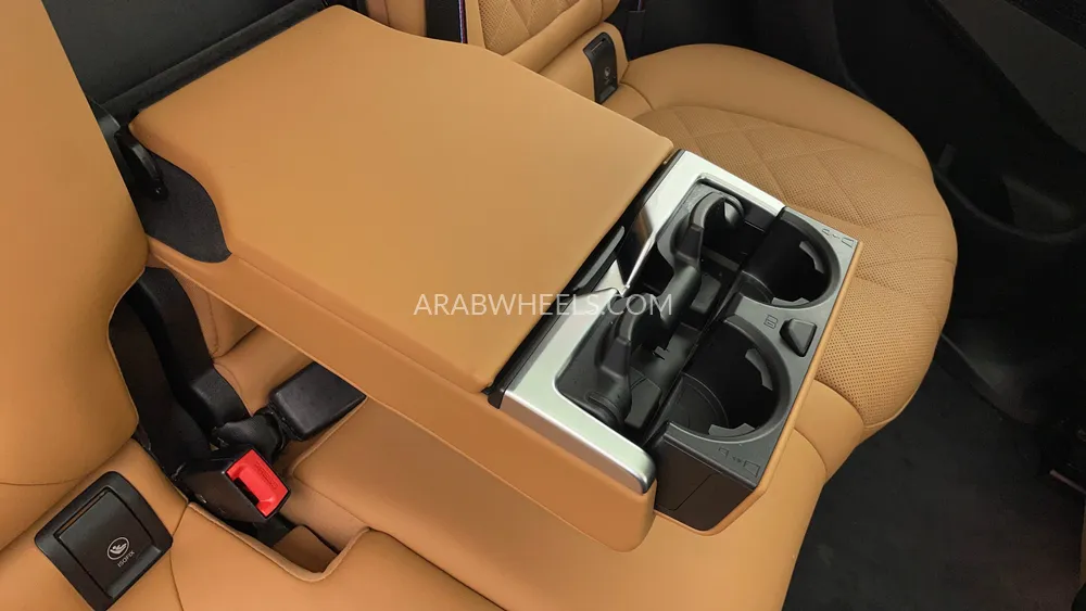 BMW X5 2024 for Sale in Dubai Image-44