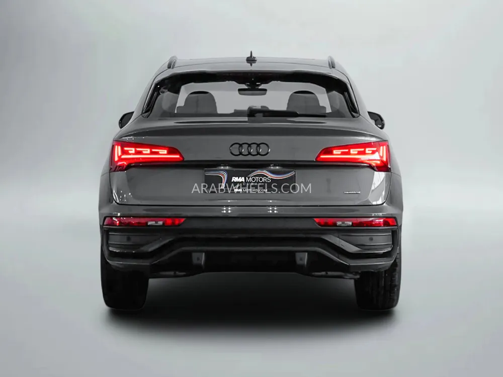 Audi Q5 2024 for Sale in Dubai Image-4