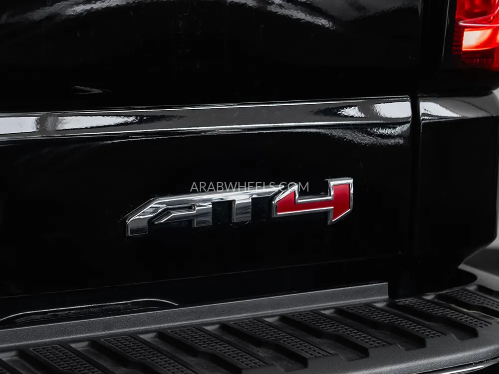 GMC Sierra 2025 for Sale in Dubai Image-14