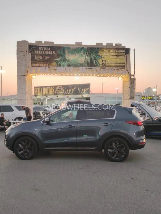 Kia Sportage 2020 for Sale in Ajman Image-2