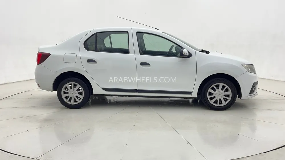 Renault Symbol 2020 for Sale in Dubai Image-2