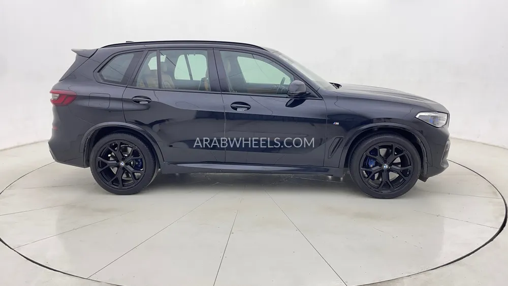 BMW X5 2021 for Sale in Dubai Image-2
