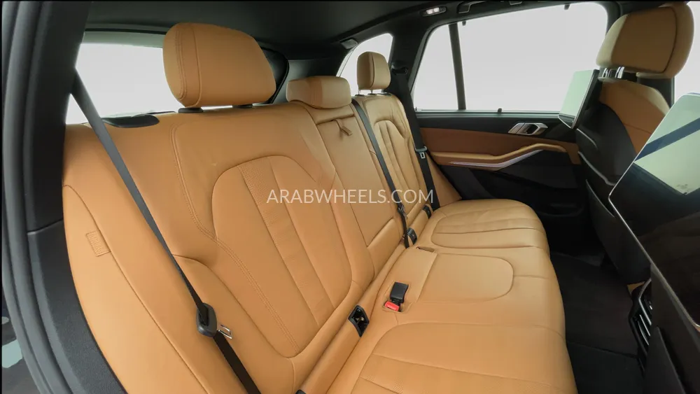 BMW X5 2021 for Sale in Dubai Image-29