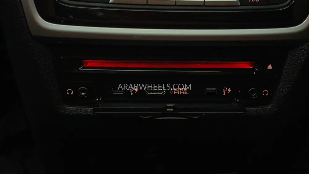 BMW X5 2021 for Sale in Dubai Image-67