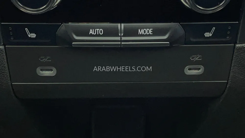 GMC Yukon 2023 for Sale in Dubai Image-65