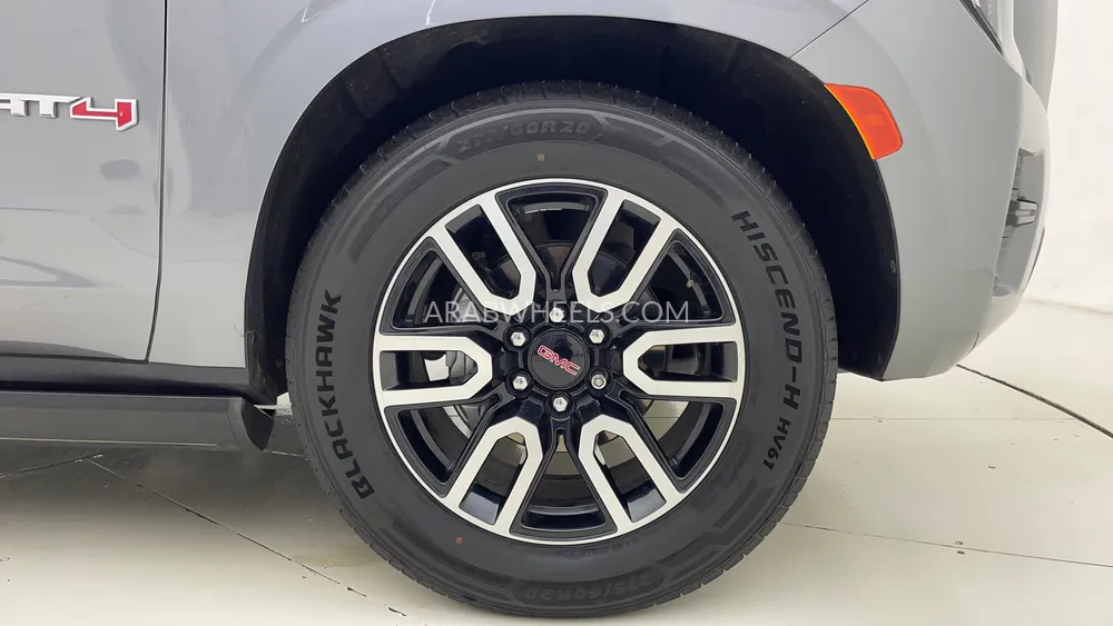 GMC Yukon 2021 for Sale in Dubai Image-10