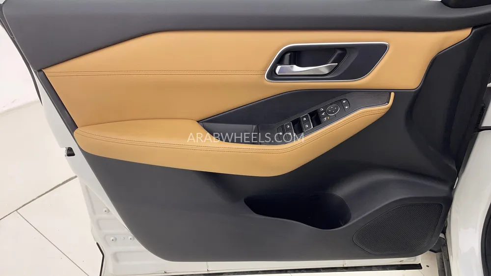 Nissan X-Trail 2023 for Sale in Dubai Image-21