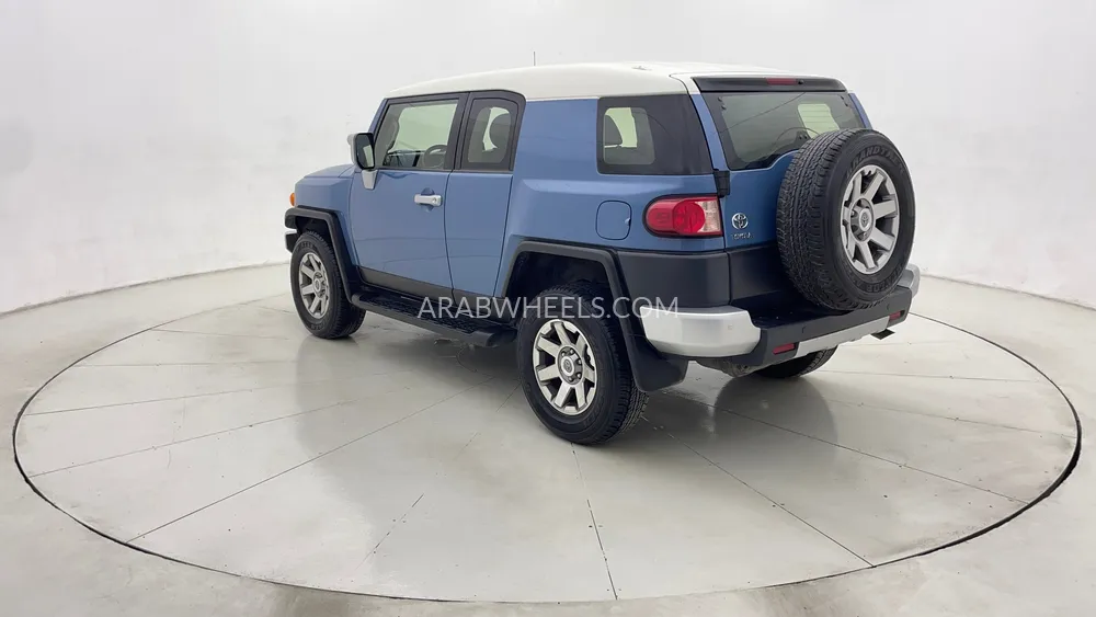 Toyota FJ Cruiser 2022 for Sale in Dubai Image-5