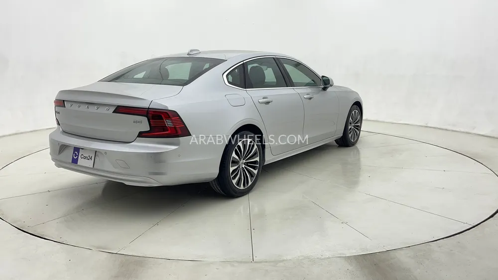 Volvo S90 2022 for Sale in Dubai Image-3