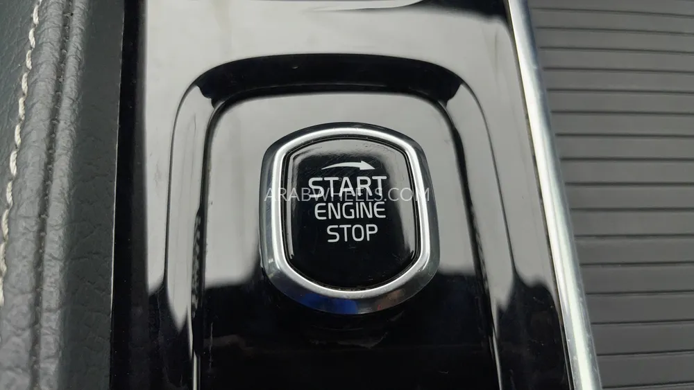 Volvo S90 2022 for Sale in Dubai Image-23