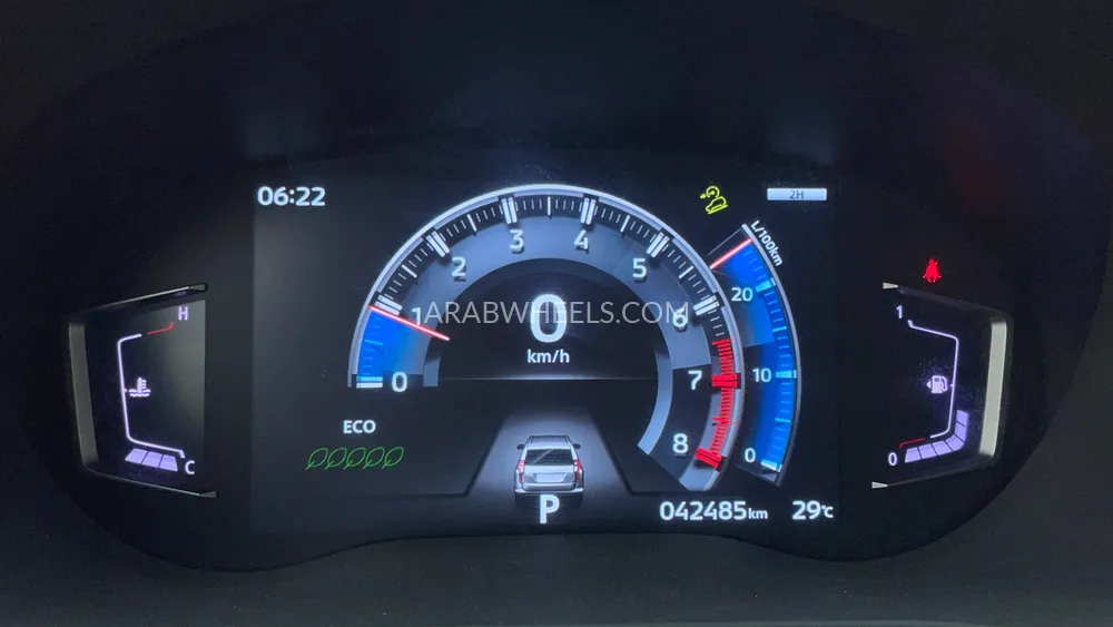 Mitsubishi Montero Sport 2023 for Sale in Dubai Image-13