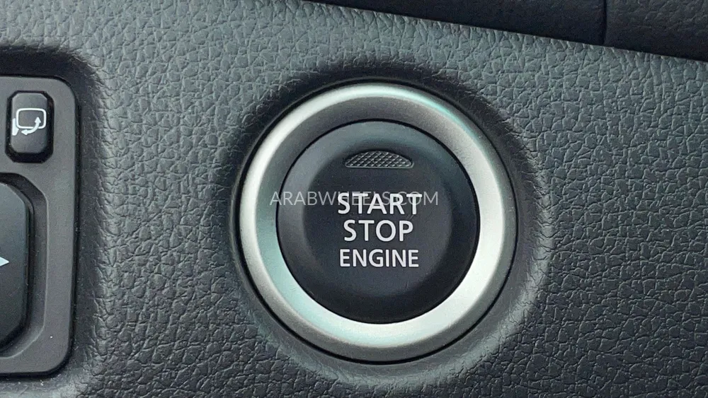 Mitsubishi Montero Sport 2023 for Sale in Dubai Image-21