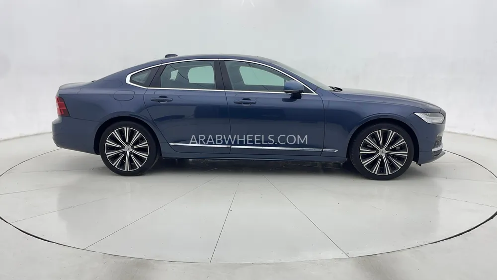 Volvo S90 2023 for Sale in Dubai Image-2