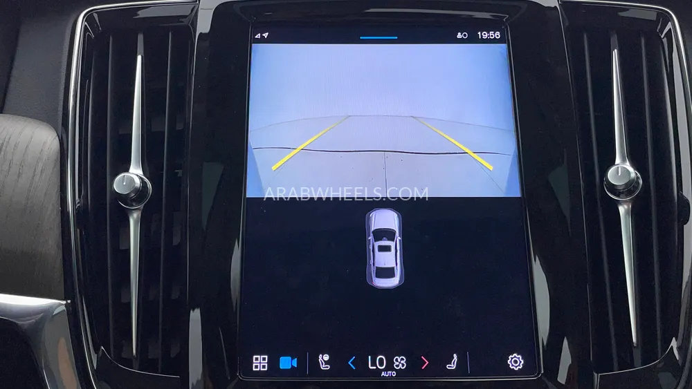 Volvo S90 2023 for Sale in Dubai Image-17