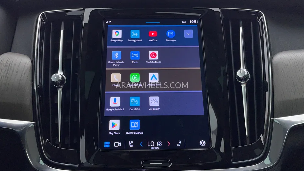 Volvo S90 2023 for Sale in Dubai Image-36