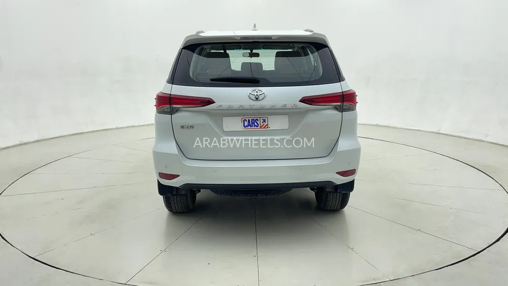 Toyota Fortuner 2024 for Sale in Dubai Image-4