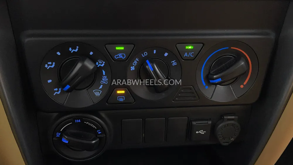 Toyota Fortuner 2024 for Sale in Dubai Image-39