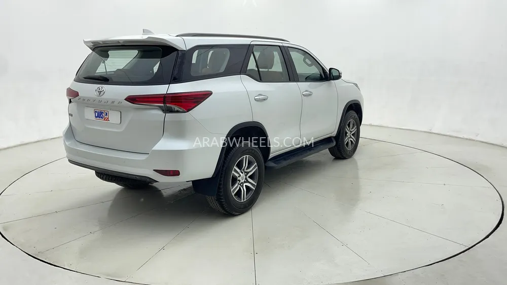 Toyota Fortuner 2024 for Sale in Dubai Image-3