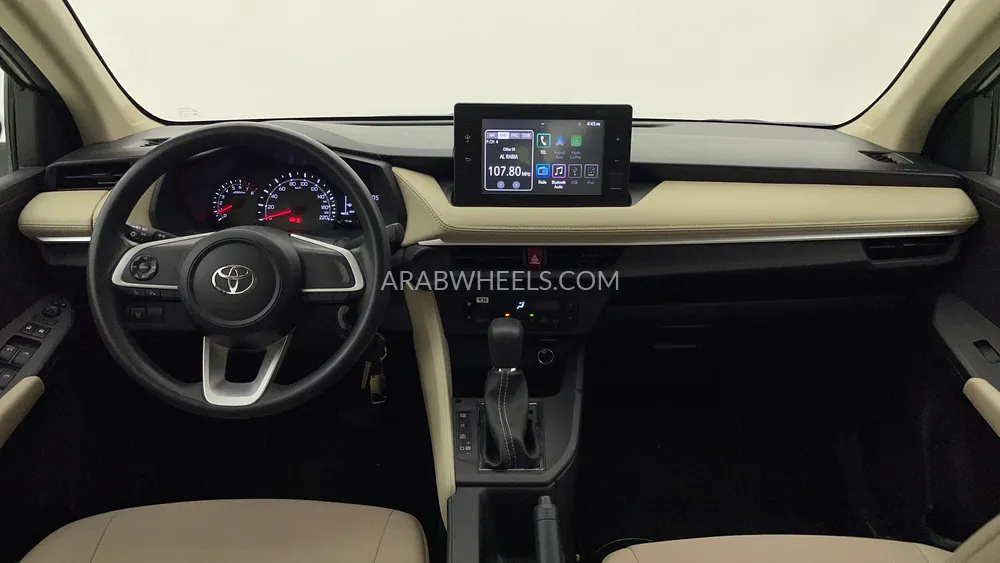 Toyota Yaris 2023 for Sale in Dubai Image-12