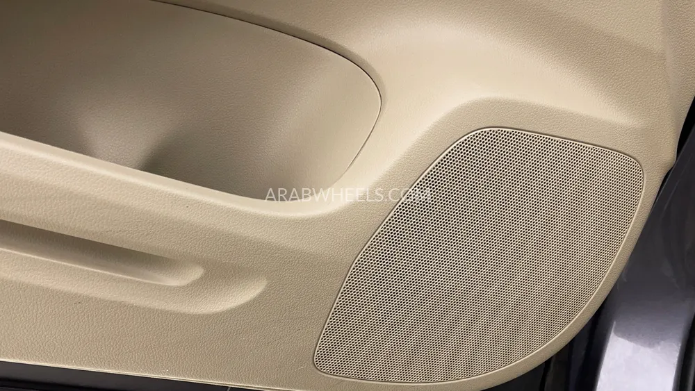 Honda CR-V 2016 for Sale in Dubai Image-20