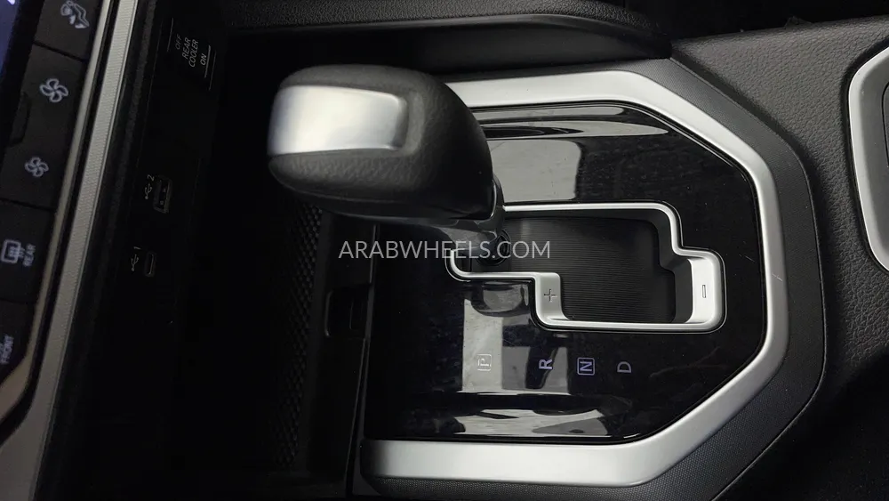 Nissan Xterra 2023 for Sale in Dubai Image-18