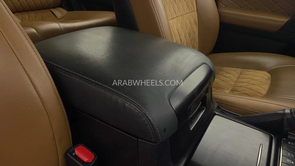 تويوتا لاند كروزر 2021 for Sale in دبي Image-38