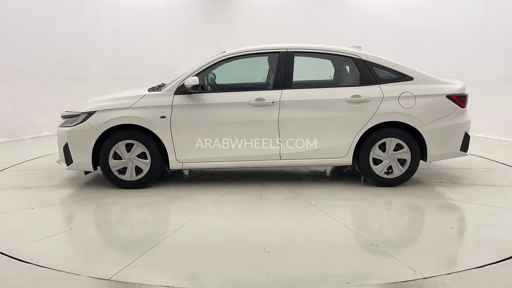 Toyota Yaris 2023 for Sale in Dubai Image-6