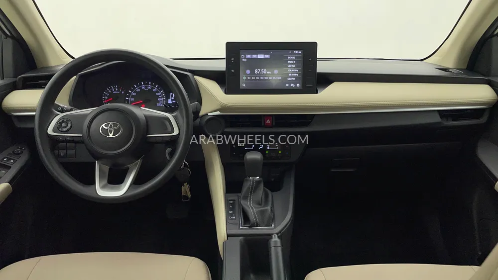 Toyota Yaris 2024 for Sale in Dubai Image-12