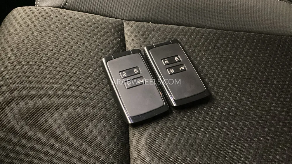 Renault Koleos 2025 for Sale in Sharjah Image-17