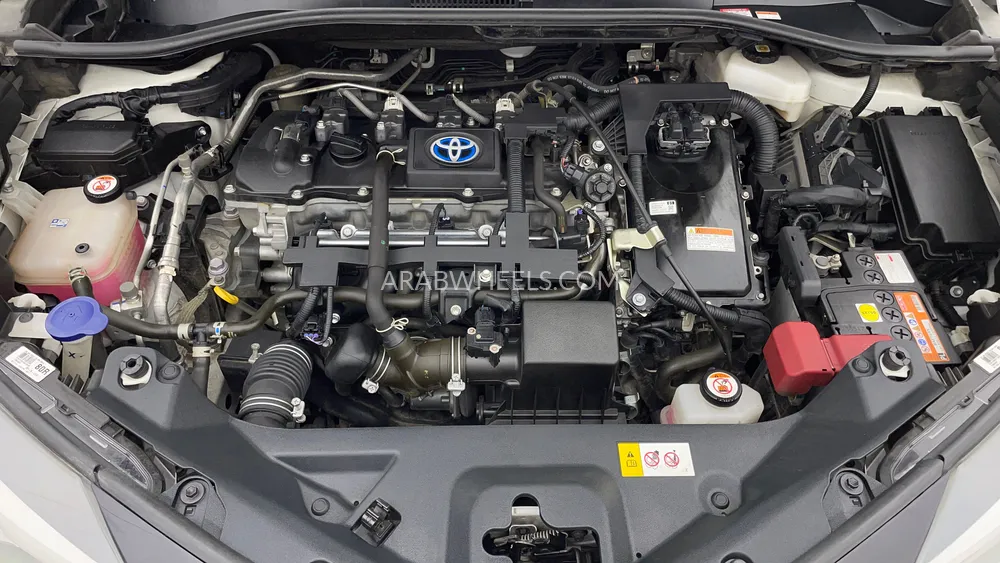 Toyota C-HR 2023 for Sale in Dubai Image-9