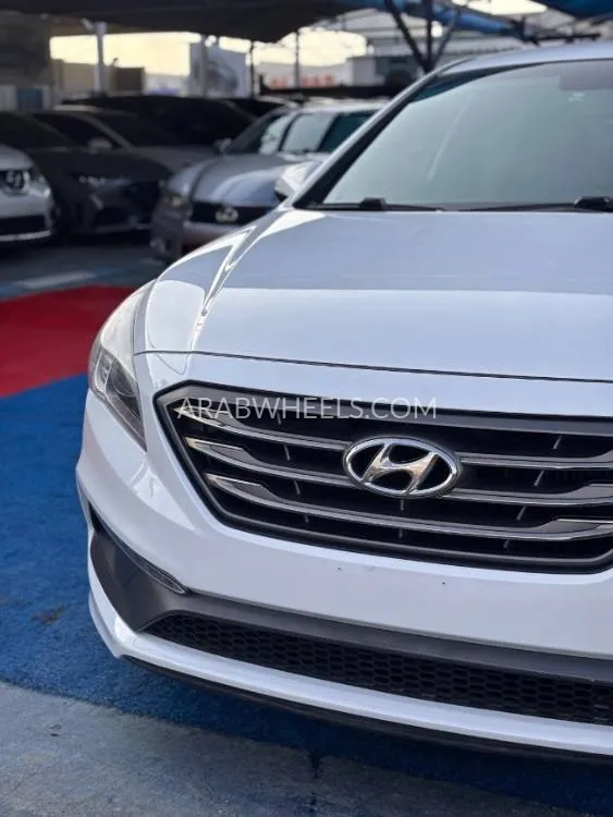 Hyundai Sonata 2015 for Sale in Ajman Image-2