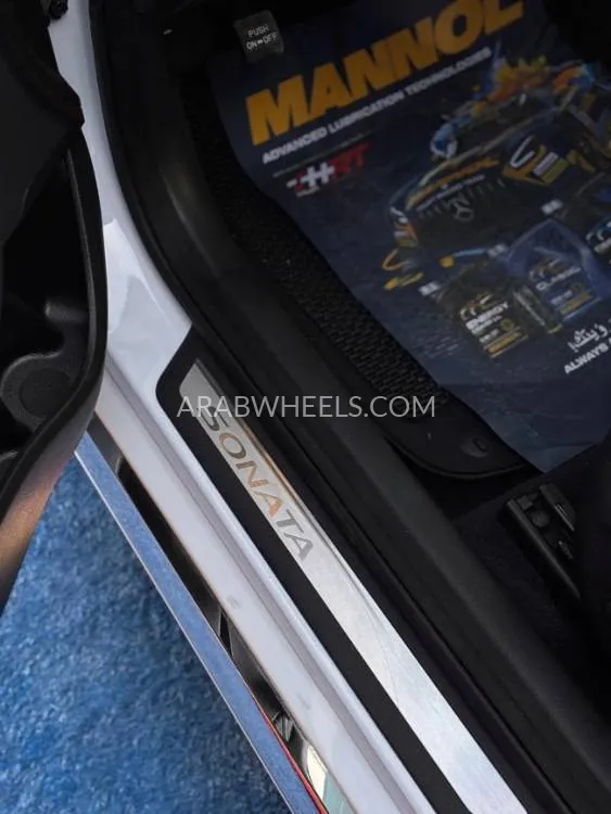 Hyundai Sonata 2015 for Sale in Ajman Image-4