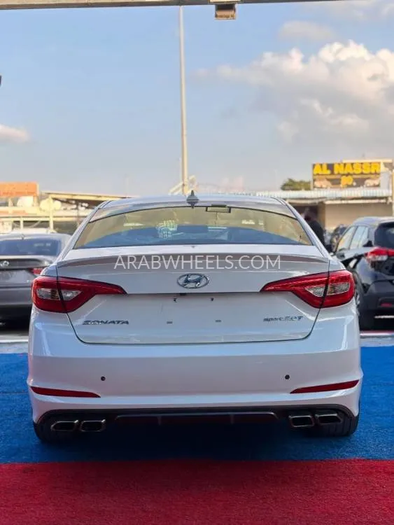 Hyundai Sonata 2015 for Sale in Ajman Image-7