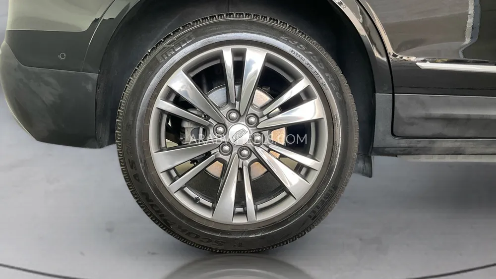 Cadillac XT5 2021 for Sale in Dubai Image-9