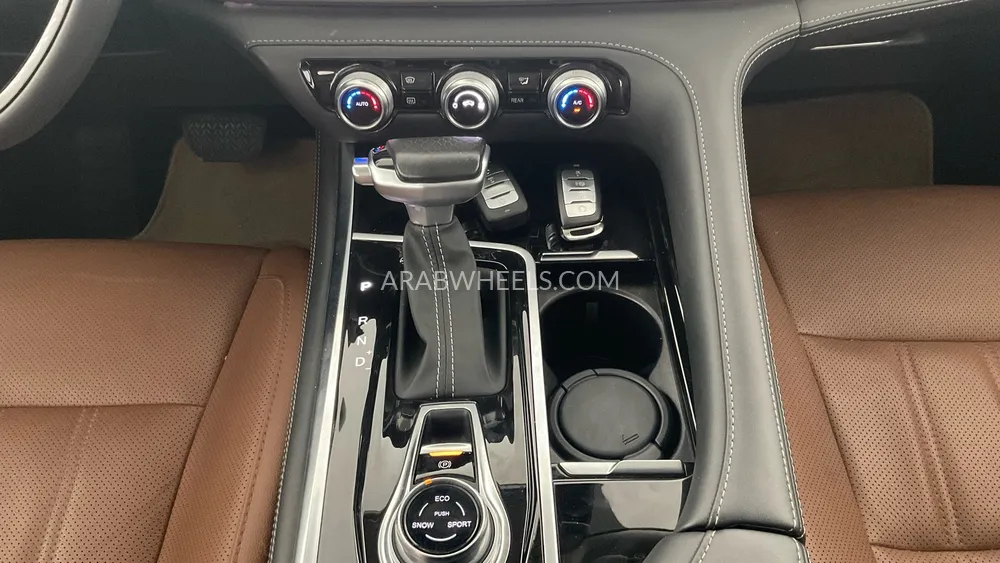 Changan CS95 2022 for Sale in Sharjah Image-16