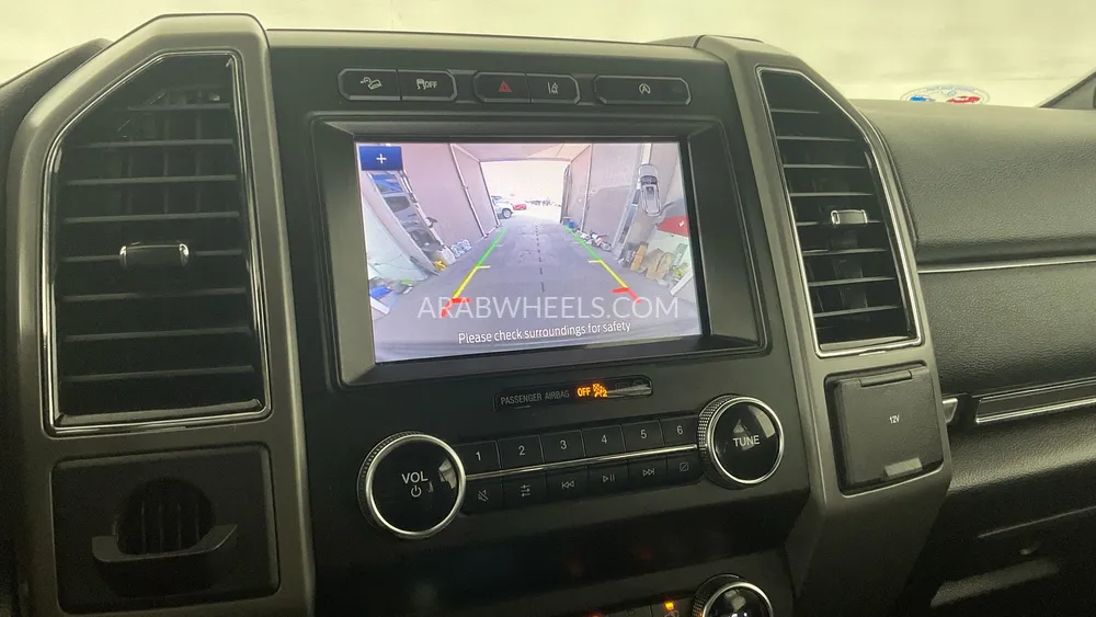 Ford Expedition 2020 for Sale in Sharjah Image-13