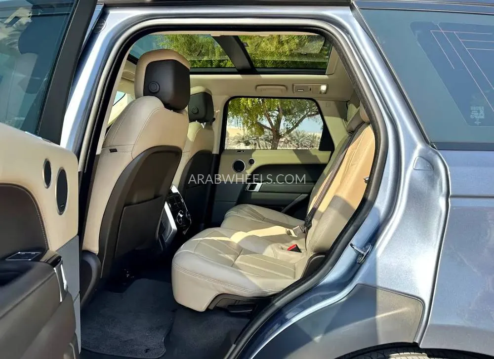 لاند روفر رينج روفر سبورت 2022 for Sale in دبي Image-8