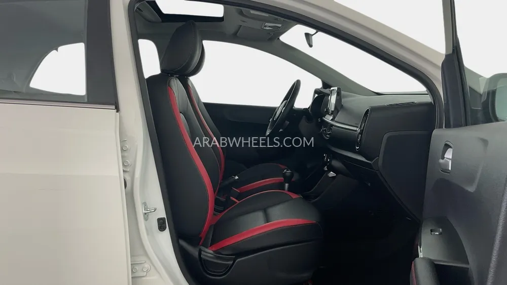 Kia Picanto 2023 for Sale in Dubai Image-26