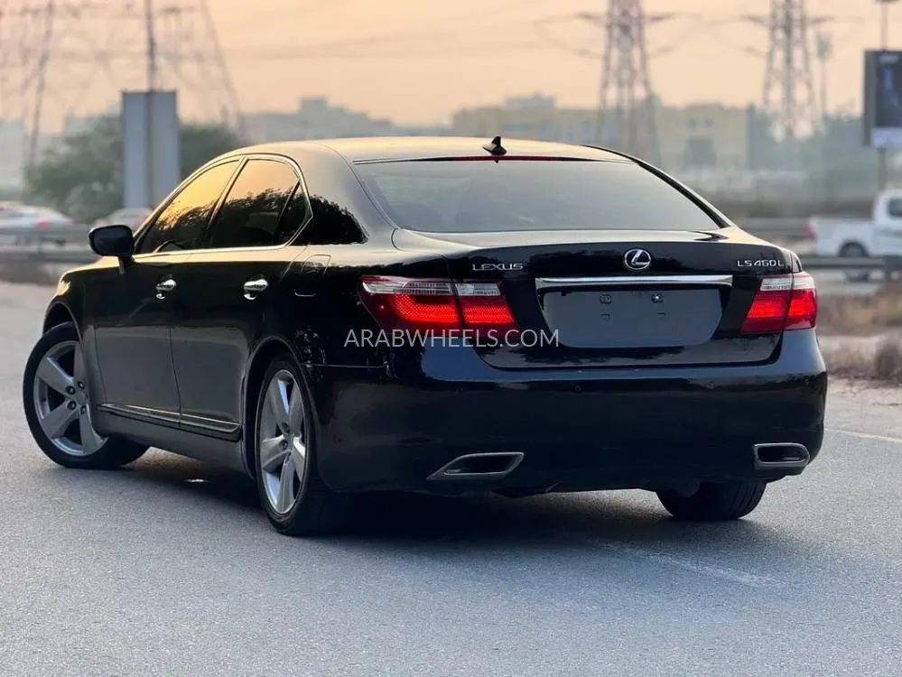Lexus LS 2009 for Sale in Sharjah Image-4