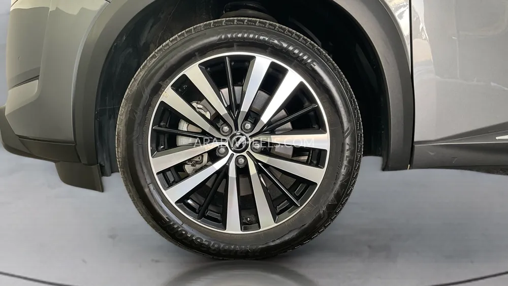 Nissan Pathfinder 2024 for Sale in Sharjah Image-9