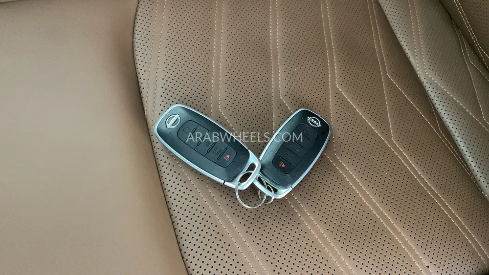 Nissan Pathfinder 2024 for Sale in Sharjah Image-18