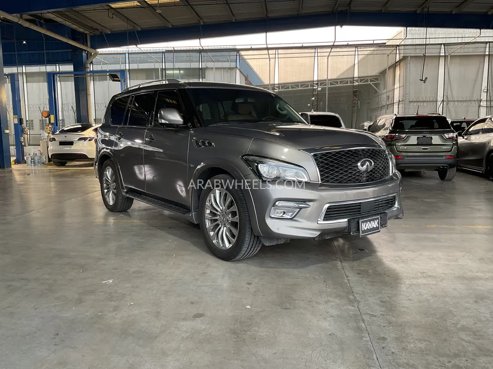 Infiniti QX80 2017 for Sale in Dubai Image-3