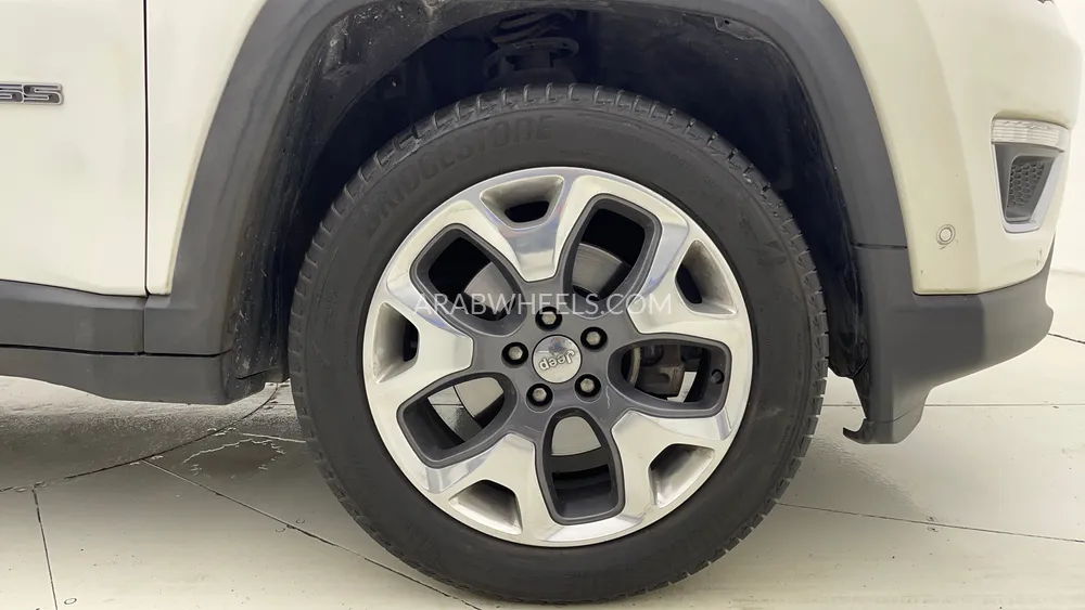 Jeep Compass 2020 for Sale in Dubai Image-10