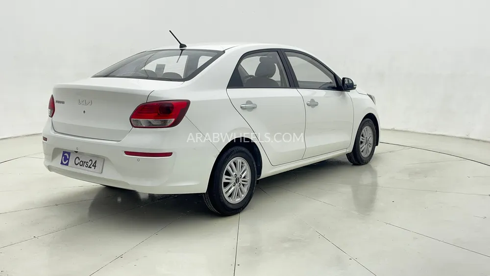 Kia Pegas 2023 for Sale in Dubai Image-3