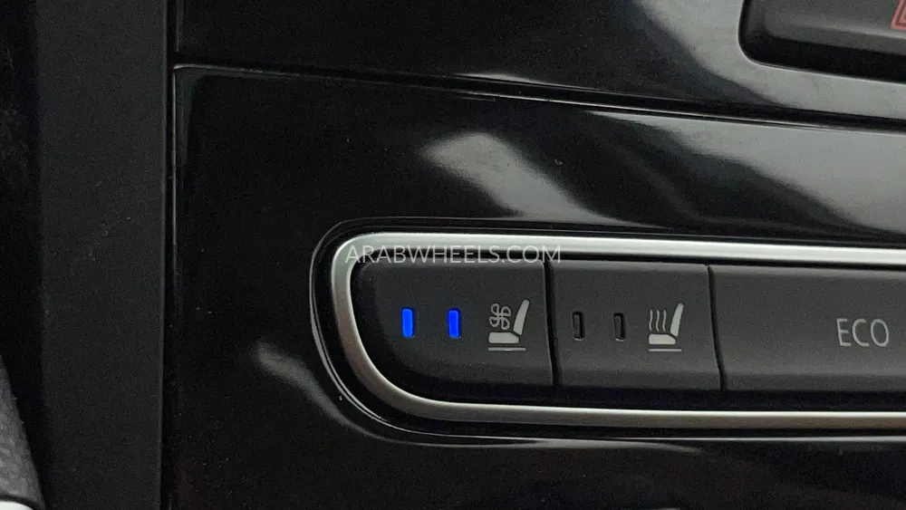 Renault Koleos 2023 for Sale in Dubai Image-54