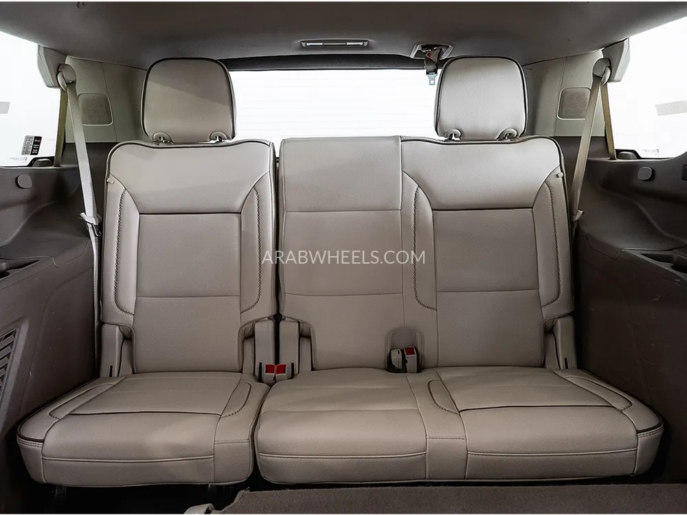 GMC Yukon 2023 for Sale in Dubai Image-14