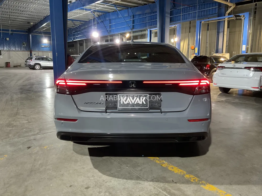 Honda Accord 2023 for Sale in Sharjah Image-5