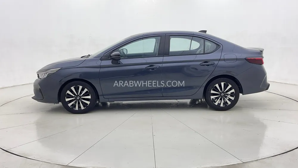 Honda City 2024 for Sale in Dubai Image-6