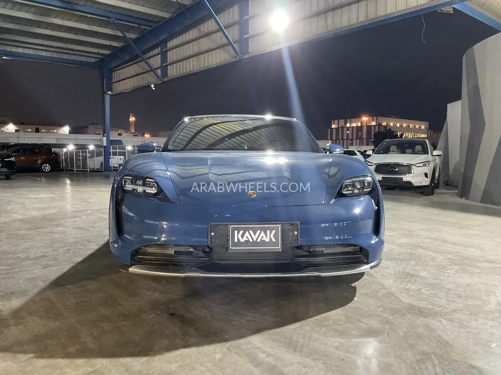 Porsche Taycan 2022 for Sale in Dubai Image-2